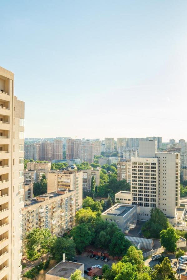 Квартиры По Улице Феодосийская, 1-А Kiev Bagian luar foto