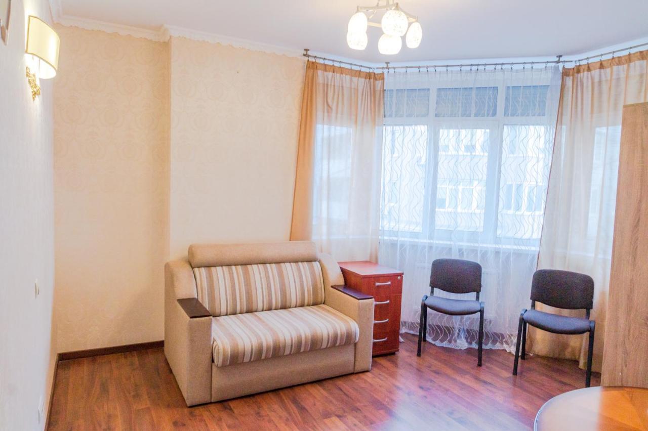 Квартиры По Улице Феодосийская, 1-А Kiev Bagian luar foto